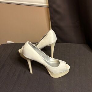 Women's Peep-Toe High Heel Pumps in Ivory